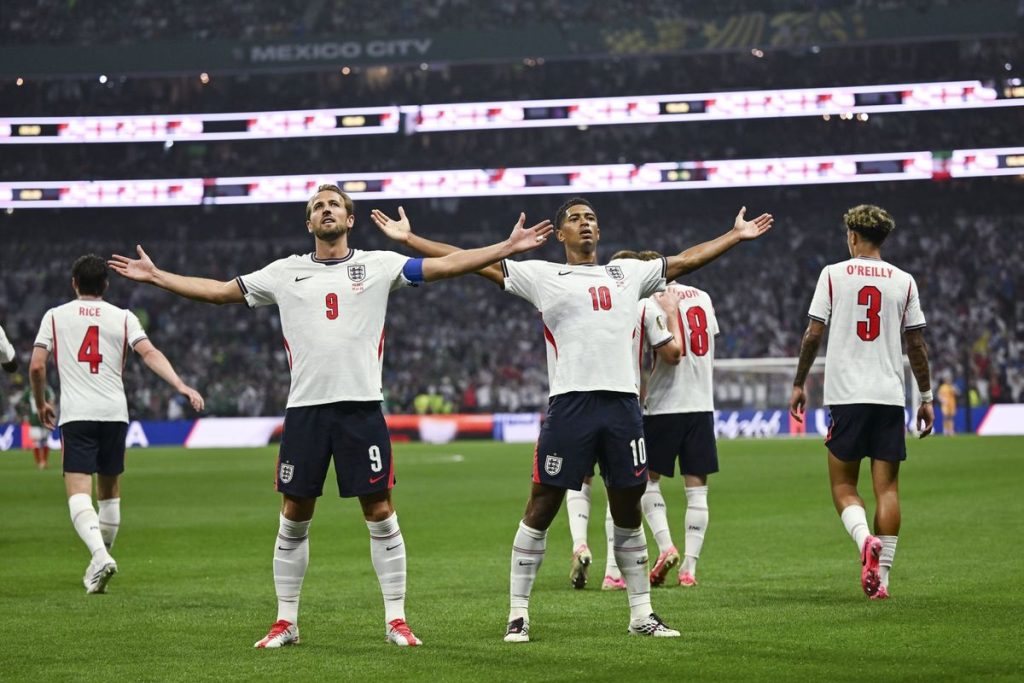 Inggris vs Meksiko