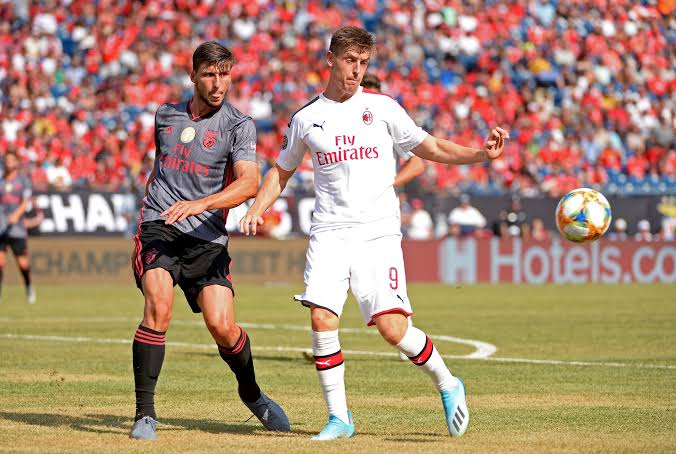 Milan vs Benfica
